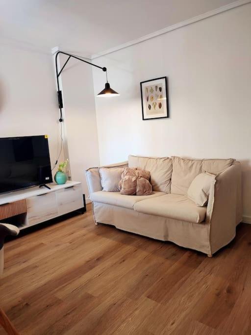 La Casita, A 2 Min A Pie De La Playa! Villa ซานตาโปลา ภายนอก รูปภาพ