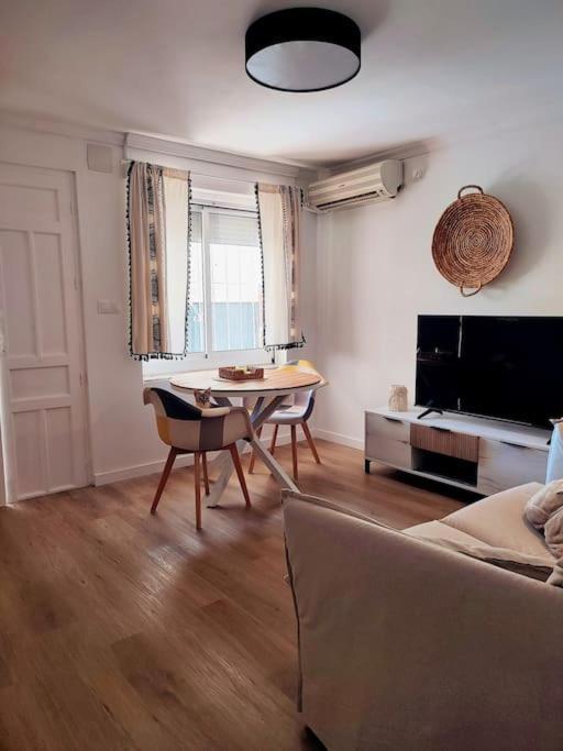 La Casita, A 2 Min A Pie De La Playa! Villa ซานตาโปลา ภายนอก รูปภาพ
