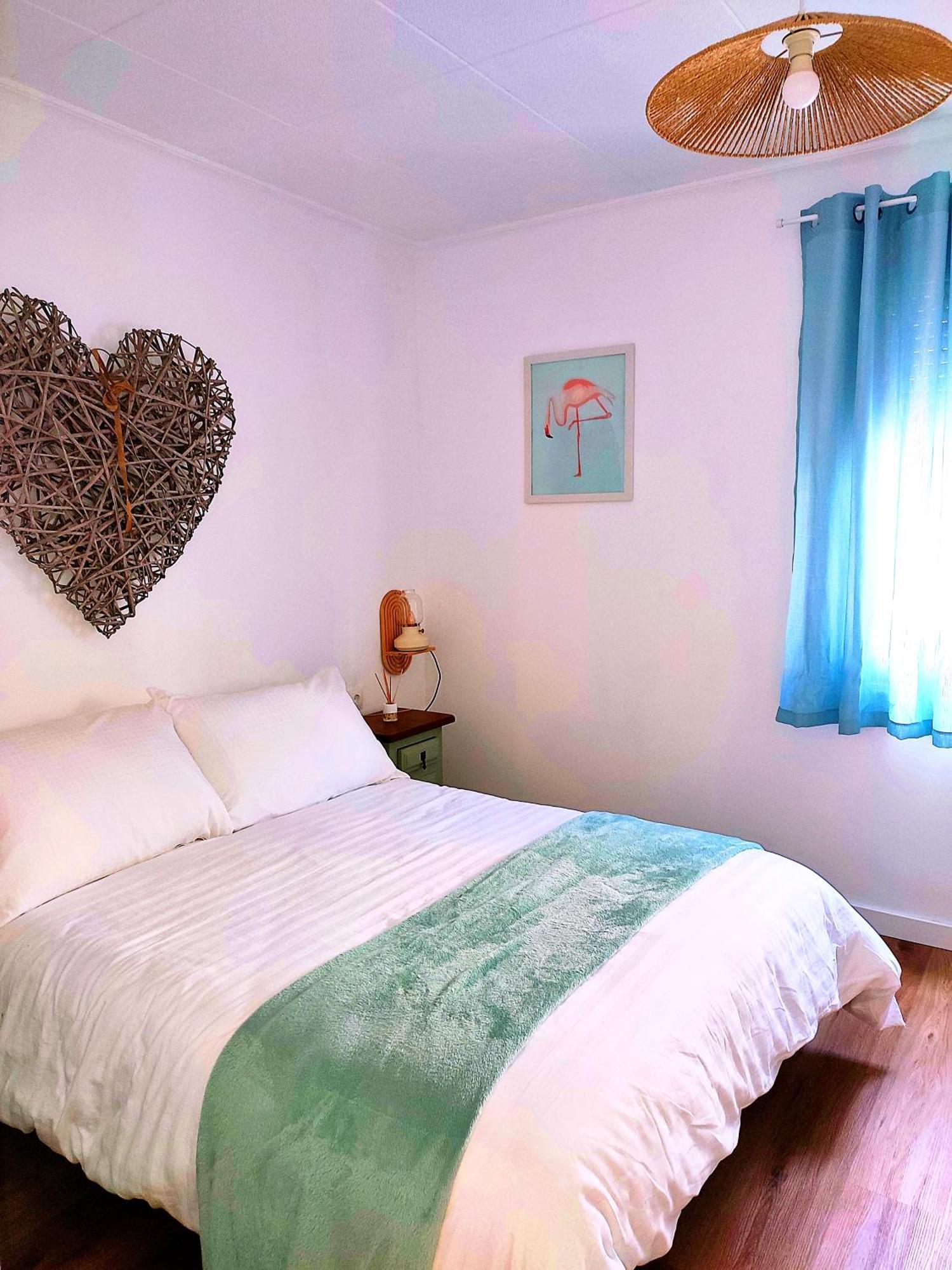 La Casita, A 2 Min A Pie De La Playa! Villa ซานตาโปลา ภายนอก รูปภาพ