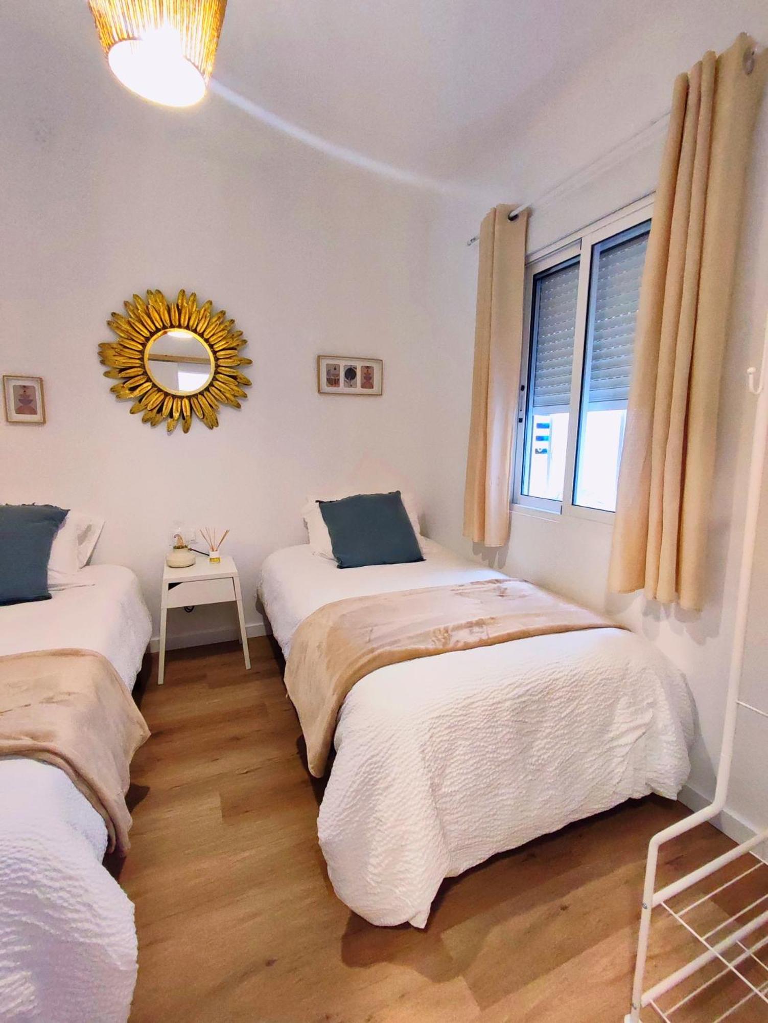 La Casita, A 2 Min A Pie De La Playa! Villa ซานตาโปลา ภายนอก รูปภาพ